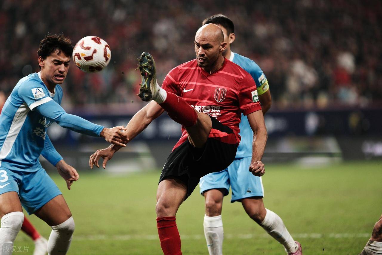 乐鱼娱乐 -包含赛地聚焦——中超清晨热度飙升，新奥尔良鹈鹕远射贴柱，球迷炸锅，高层口径保持一致的词条